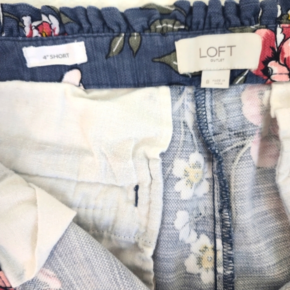 LOFT Floral Blue Women's Shorts - Picture 2 of 12